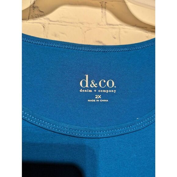 D&Co cold shoulder top size 2x - Picture 3 of 3
